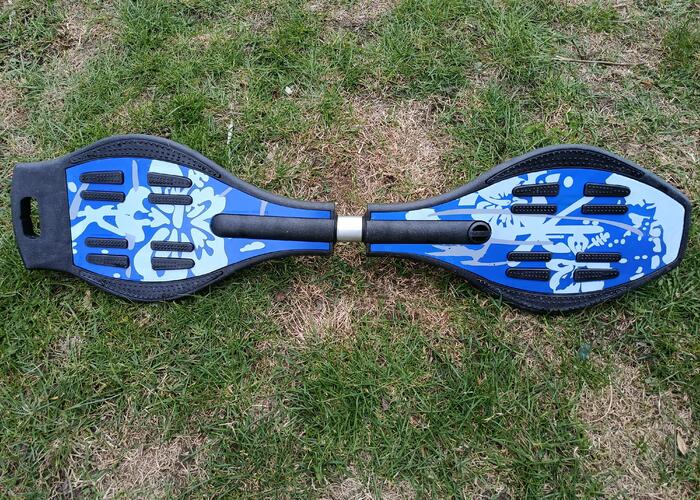 Grajewo ogłoszenia: Sprzedam deskorolkę na dwóch kółkach jazda polega nie na...