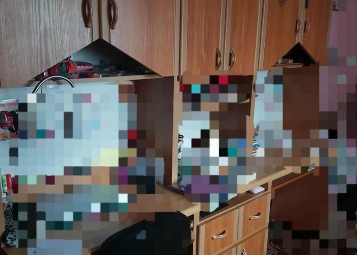 Grajewo ogłoszenia: Sprzedam segment z dwoma biurkami .
Stan idealny .