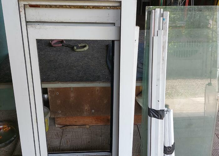 Grajewo ogłoszenia: Sprzedam segmenty witryny wykonanych z aluminium oraz posiadające...