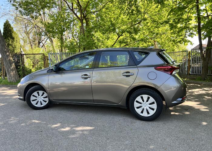 Grajewo ogłoszenia: Dzień dobry, sprzedam zadbaną Toyotę Auris 1.6 132 kM z 2018r.....